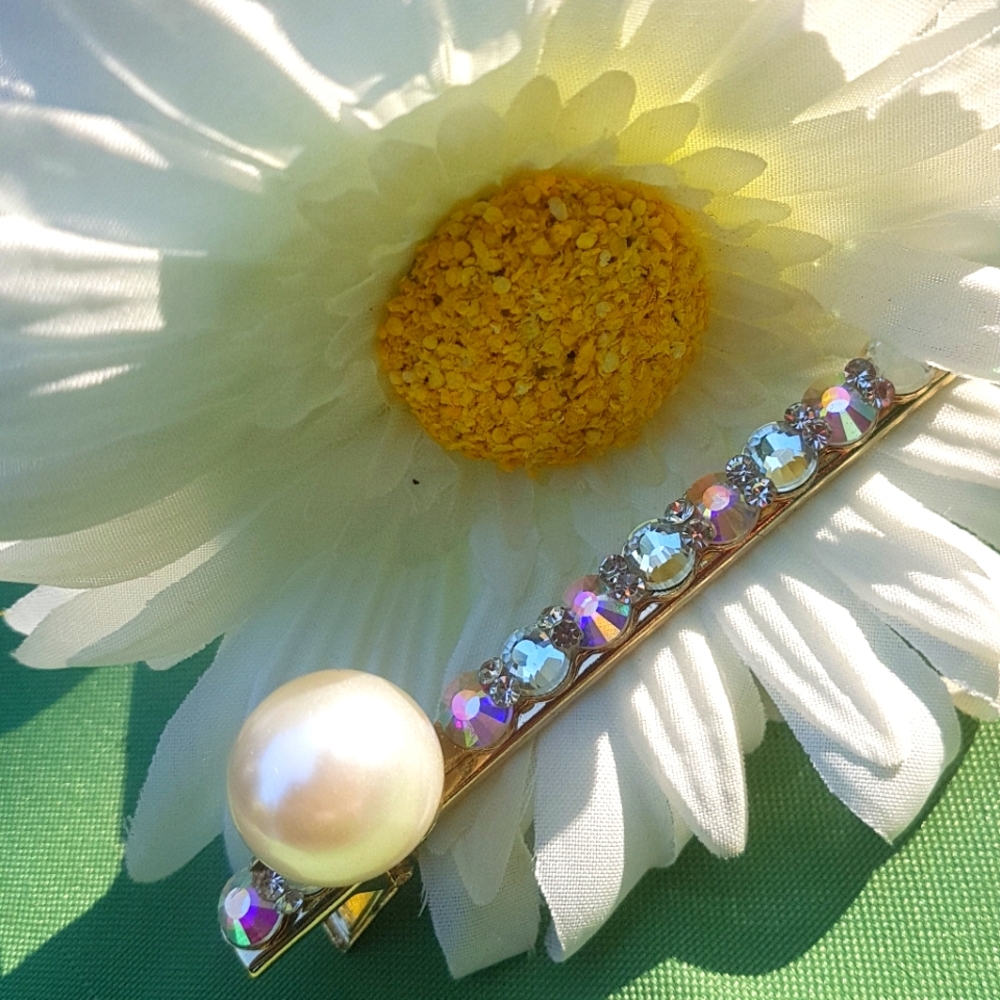 💇🏼‍♀️ Pearl & Gemstones Hair Clip